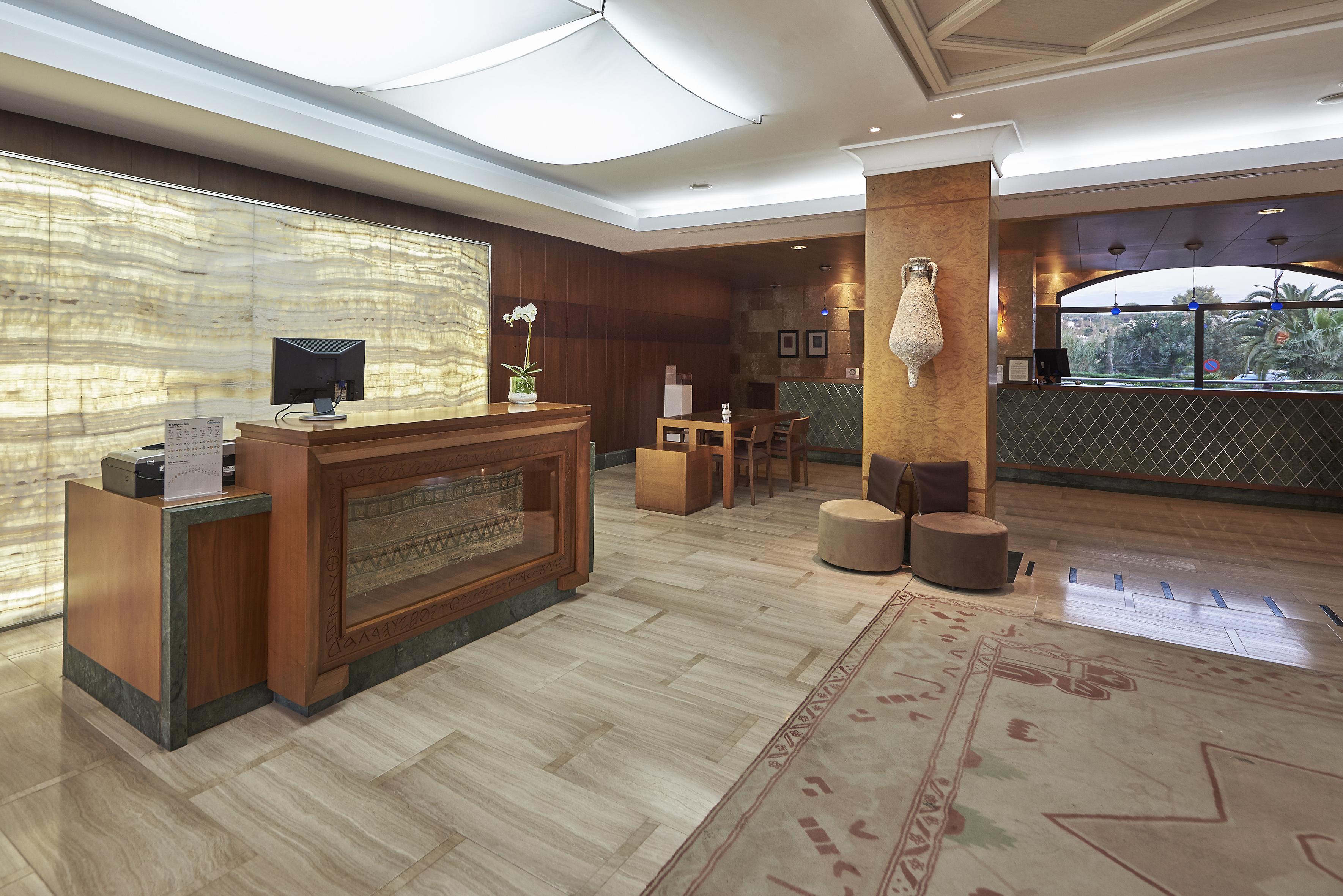 Insotel Fenicia Prestige Suites & Spa Santa Eularia des Riu Exterior photo