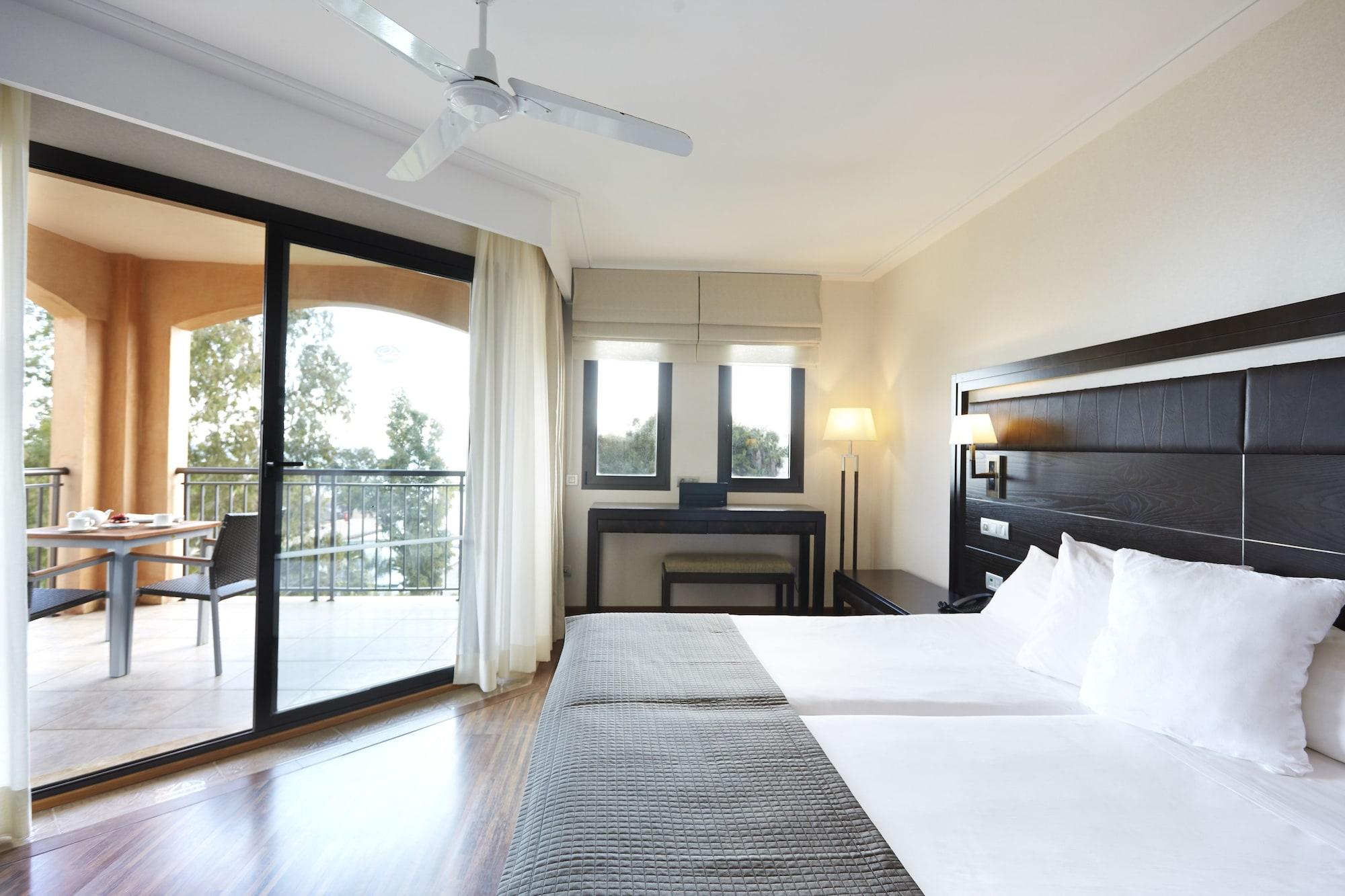 Insotel Fenicia Prestige Suites & Spa Santa Eularia des Riu Exterior photo